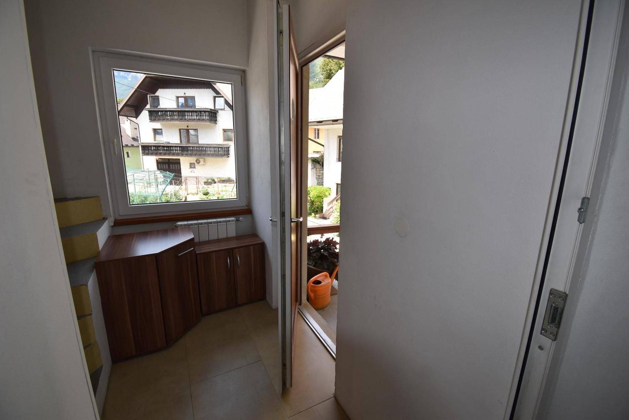 Apartments Free Alps, Massage & Wine Bovec Esterno foto