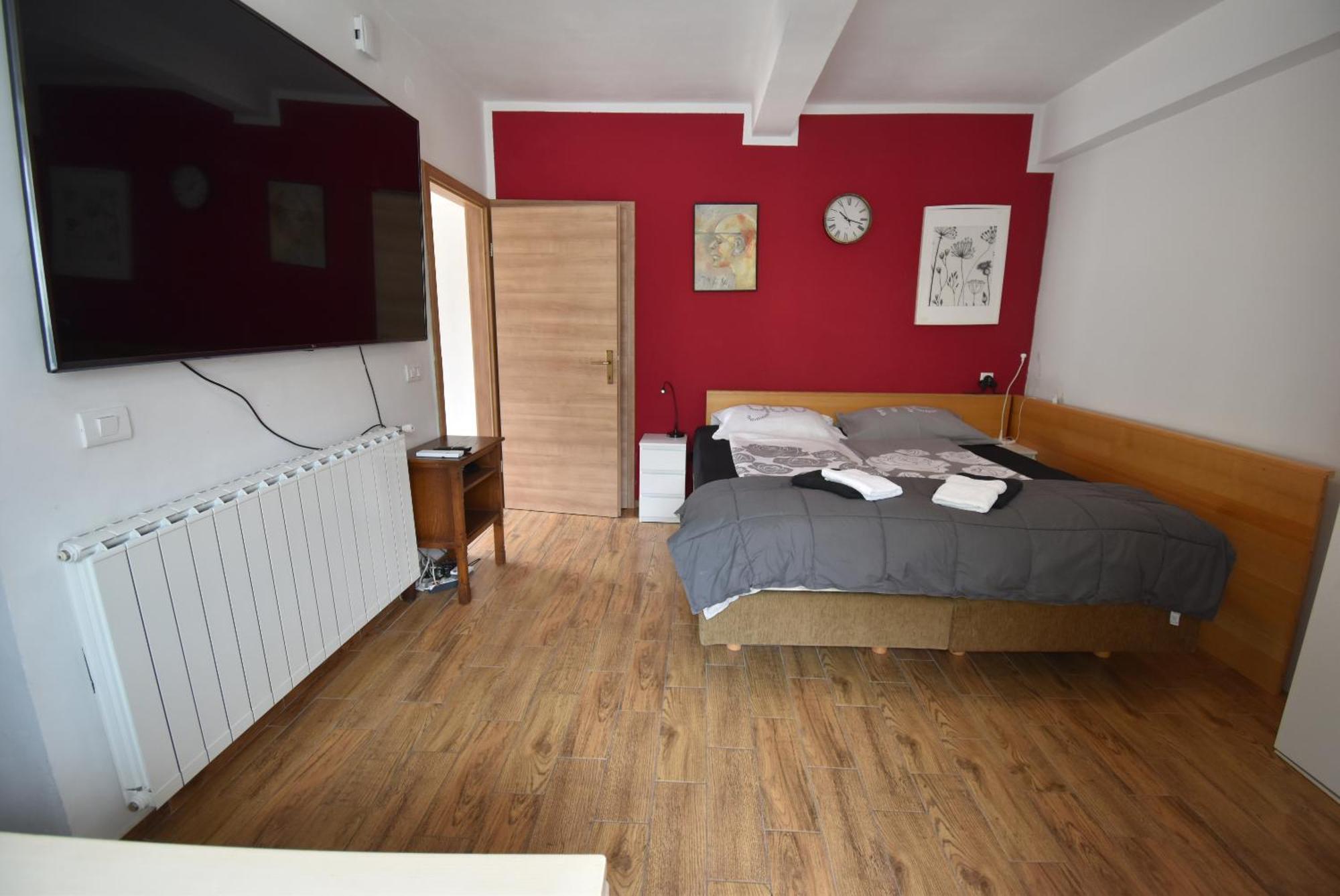 Apartments Free Alps, Massage & Wine Bovec Esterno foto