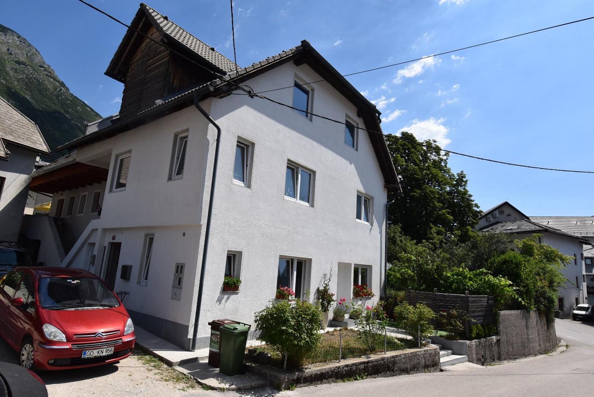 Apartments Free Alps, Massage & Wine Bovec Esterno foto
